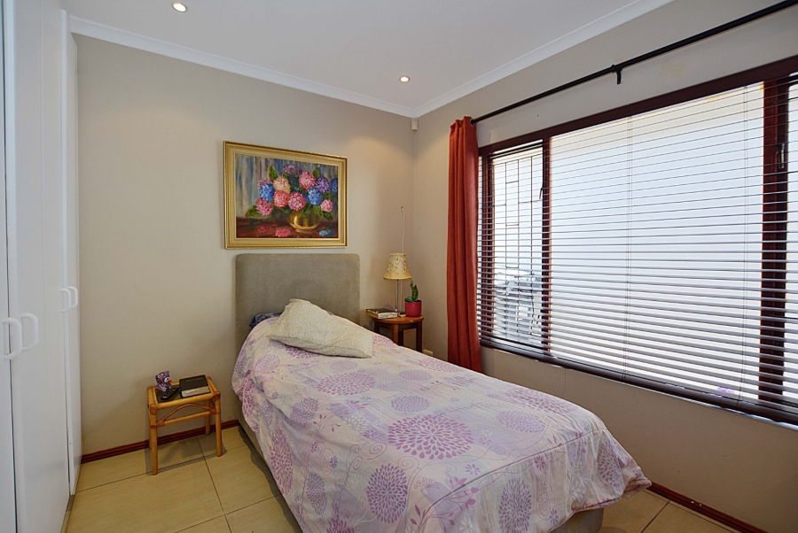 2 Bedroom Property for Sale in Parklands Western Cape